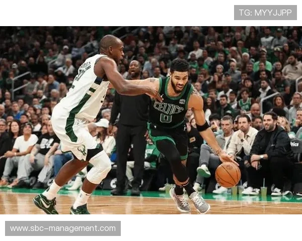 伊萨克在强强对话中的关键战表现解析