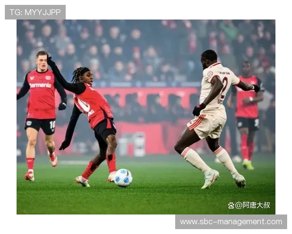 拜仁进攻效率提升但战术模式趋显固化,对赛季关键战准备带来变化 拜仁进攻效率提升但战术模式趋显固化,对赛季关键战准备带来变化