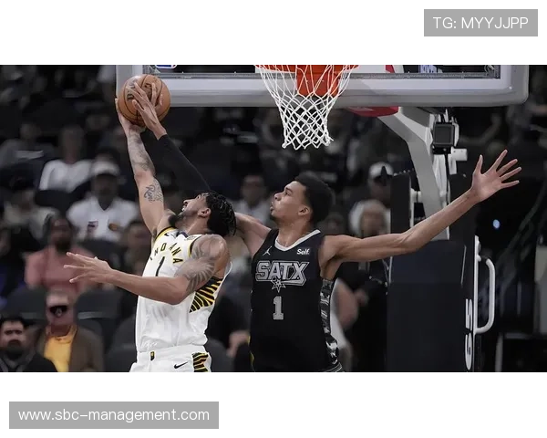 文班亚马高效封盖对手三分投篮 拉开球队防守差距