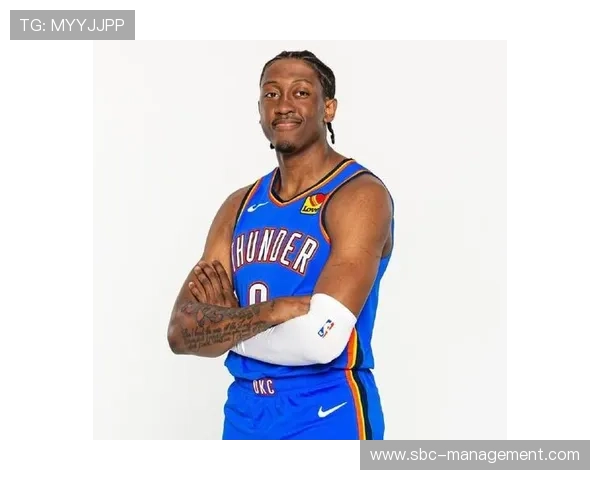 杰伦·威廉姆斯利用挡拆创造空位三分，大幅提升关键时刻得分效率